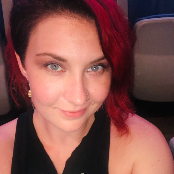 Meet your Posher, Sara - Picture 5 of 6